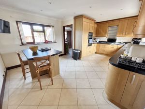 Kitchen/diner- click for photo gallery